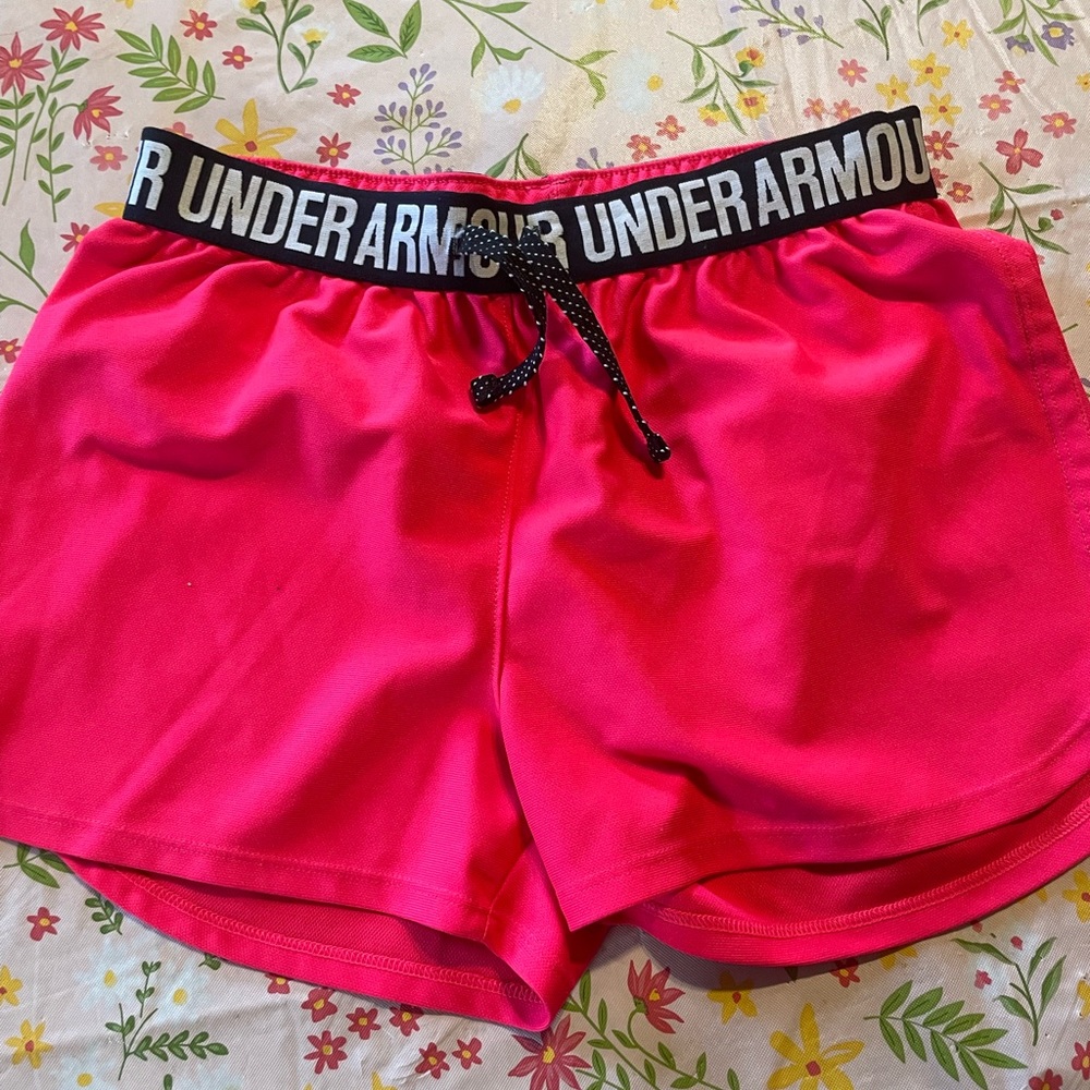 pink underarmour shorts
